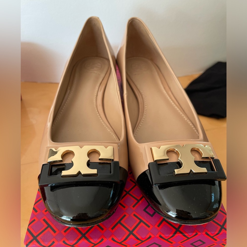 Tory Burch Flats - NEVER WORN